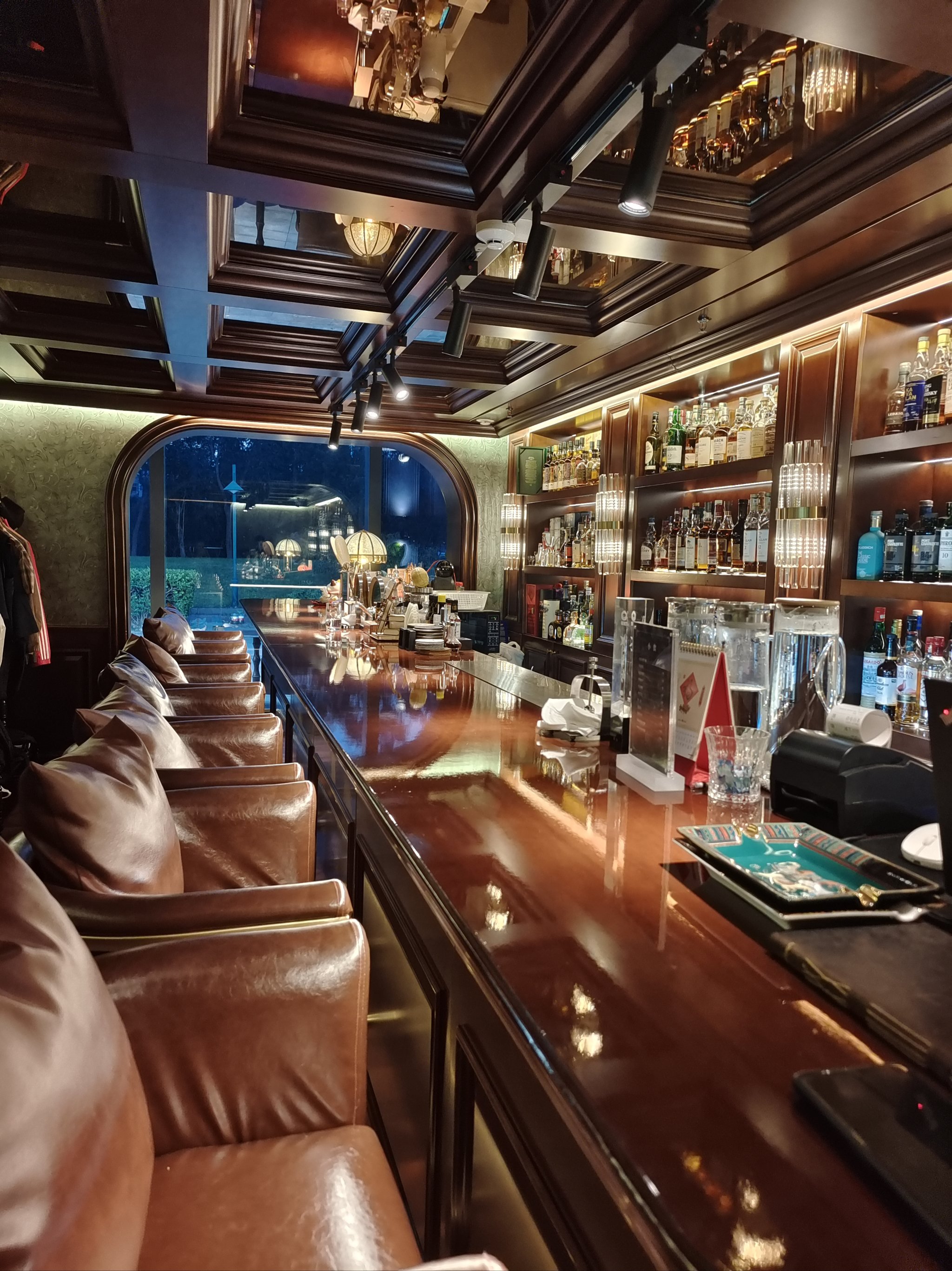 宁波商务ktv划算吗消费攻略必看-北仑区ktv预订